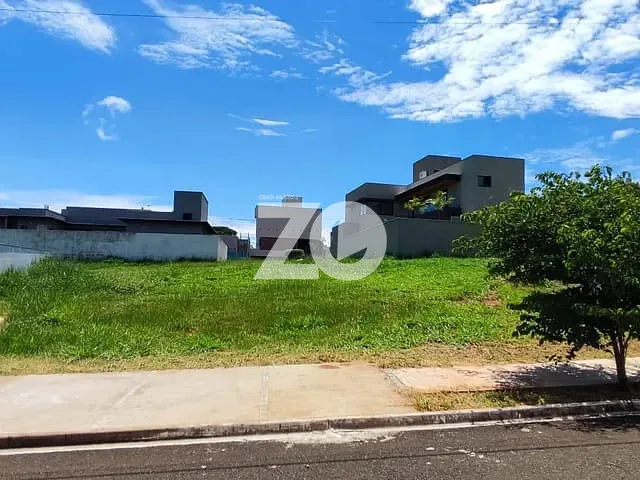 Terreno com 282m², à venda, no bairro Residencial Villa de León em Piratininga
