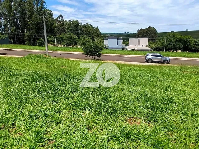 Terreno com 282m², à venda, no bairro Residencial Villa de León em Piratininga