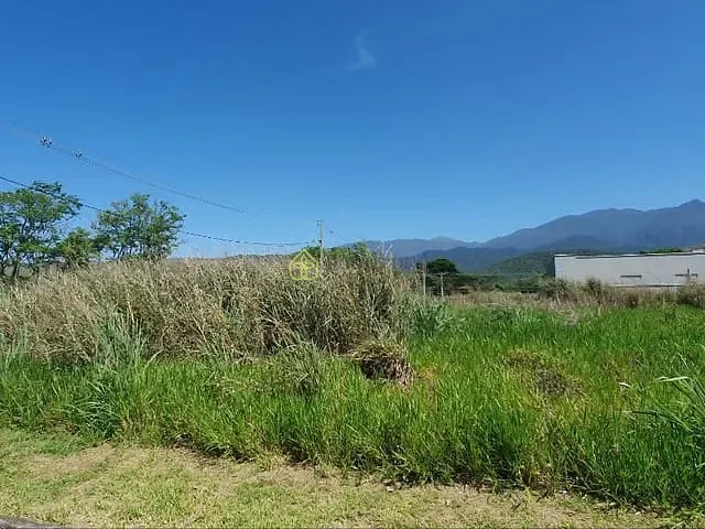 Terreno com 382m², à venda, no bairro Portal do Parque em Itatiaia