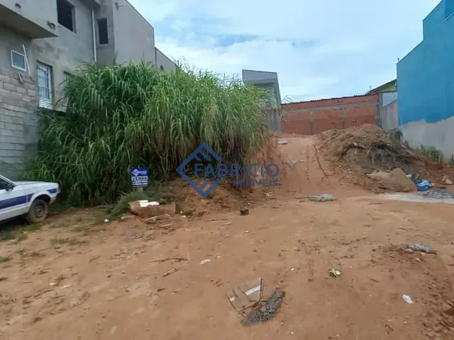 Terreno com 218m², à venda, no bairro Vida Nova II em Vinhedo