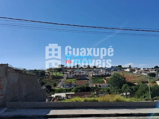Terreno com 225m², à venda, no bairro Jardim Aeroporto 2 em GUAXUPÉ