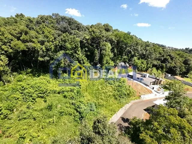 Terreno com 450m², à venda, no bairro Centro em Concórdia