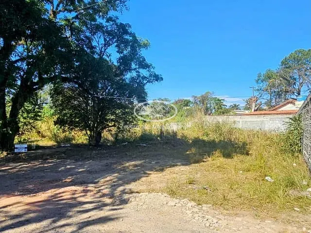 Terreno com 1025m², à venda, no bairro Penedo em Itatiaia