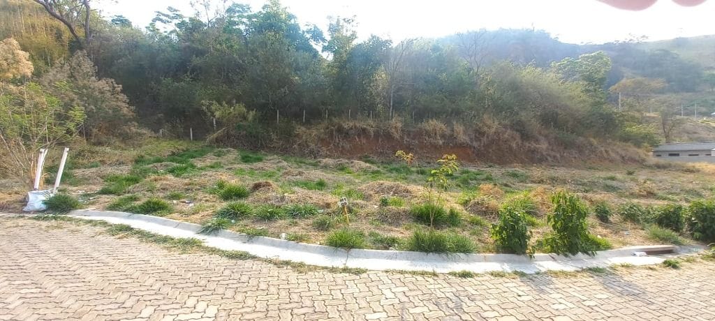Terreno no Loteamento Vale das Hortensias, Itajubá