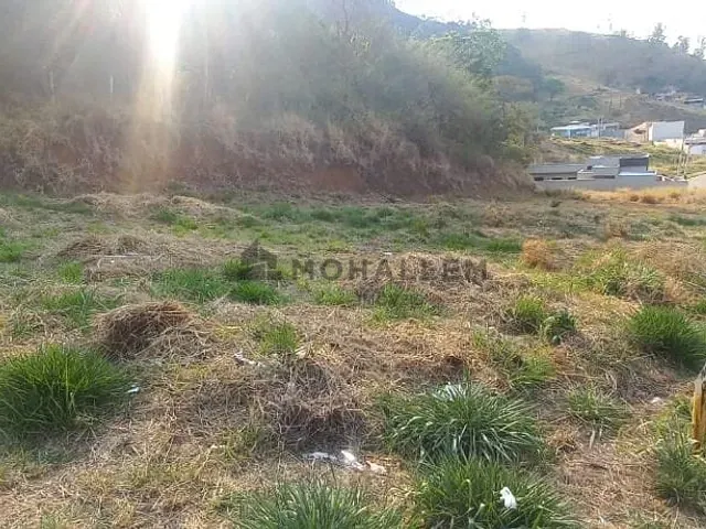 Terreno com 235m², à venda, no bairro Loteamento Vale das Hortênsias em Itajubá