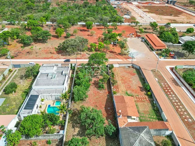 Terreno com 806m², à venda, no bairro Setor Habitacional Tororó (Jardim Botânico) em Brasília