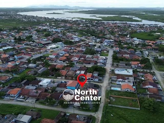 Terreno com 288m², à venda, no bairro Centro em Balneário Barra do Sul