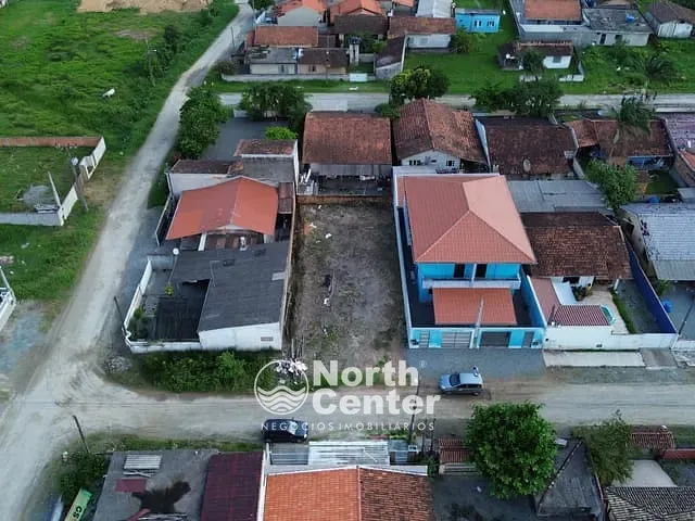 Terreno com 288m², à venda, no bairro Centro em Balneário Barra do Sul
