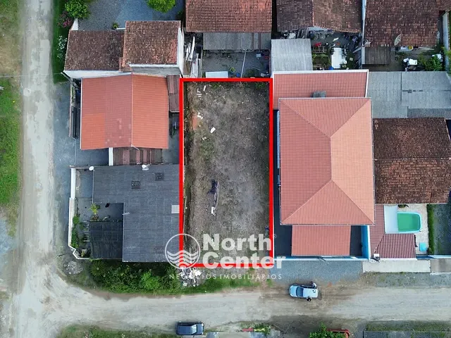 Terreno com 288m², à venda, no bairro Centro em Balneário Barra do Sul