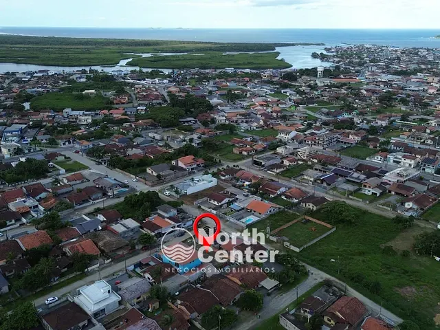 Terreno com 288m², à venda, no bairro Centro em Balneário Barra do Sul