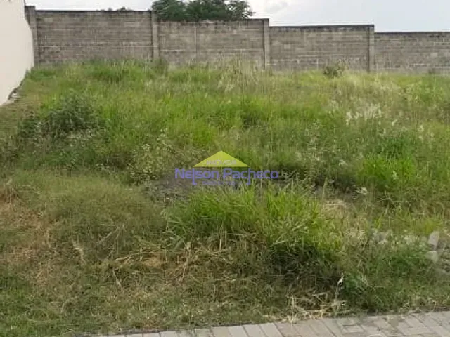 Terreno com 360m², à venda, no bairro Vila Nova em Capivari