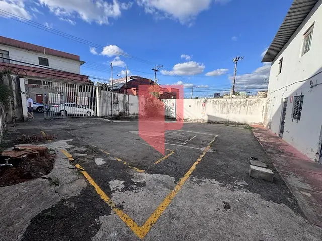 Terreno com 355m², para alugar, no bairro Caiçaras em Belo Horizonte