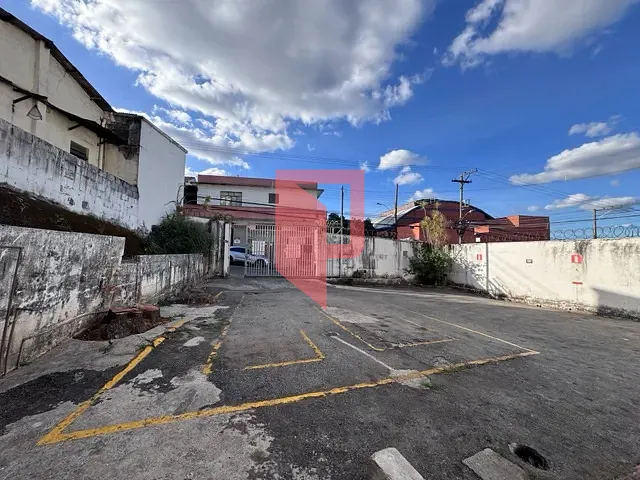 Terreno com 355m², para alugar, no bairro Caiçaras em Belo Horizonte