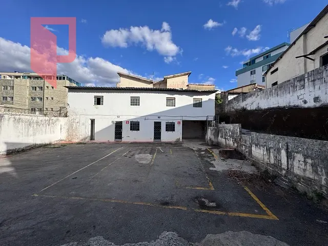 Terreno com 355m², para alugar, no bairro Caiçaras em Belo Horizonte