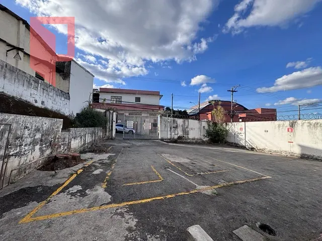 Terreno com 355m², para alugar, no bairro Caiçaras em Belo Horizonte