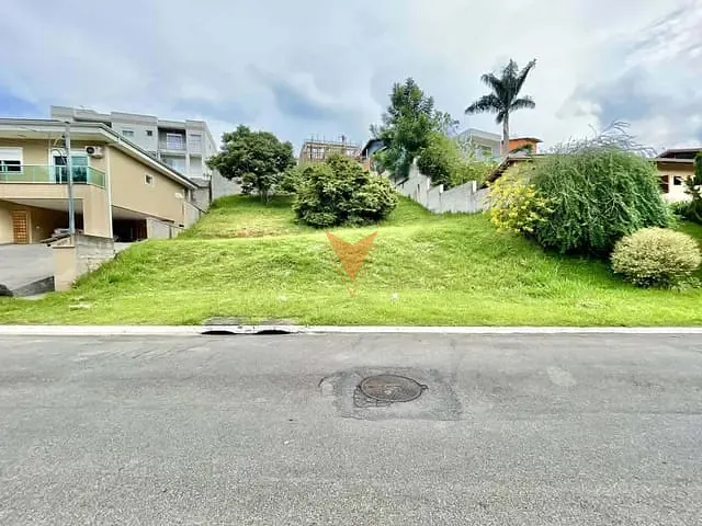 Terreno com 516m², à venda, no bairro Granja Viana em Cotia