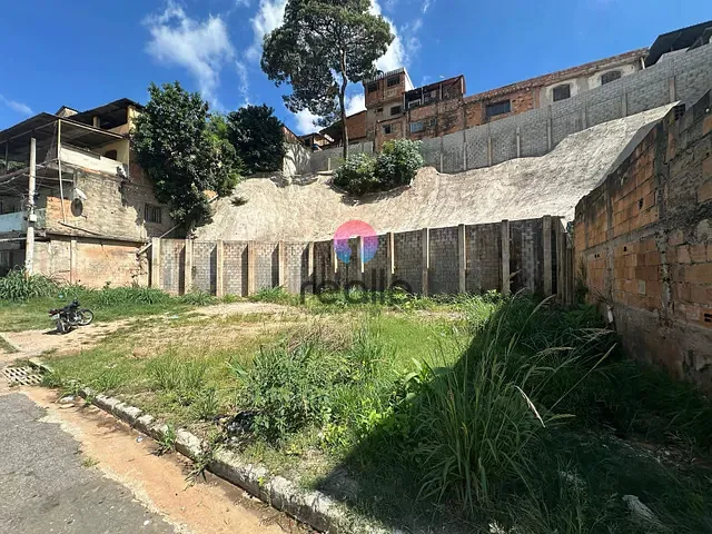 Terreno à venda, no bairro Jardim Montanhês em Belo Horizonte