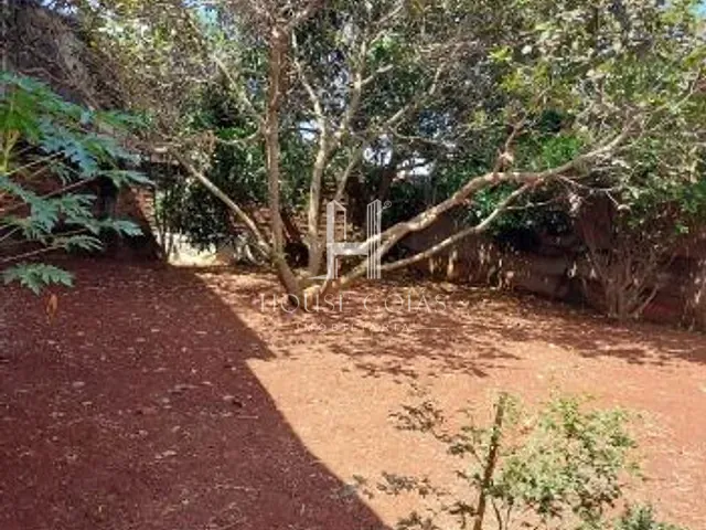 Terreno com 350m², à venda, no bairro Residencial London Park em Goiânia