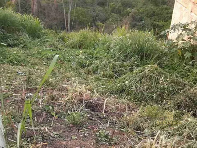 Terreno com 360m², à venda, no bairro Roma em Volta Redonda