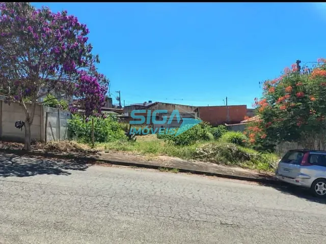 Terreno com 240m², à venda, no bairro Pão de Açúcar em Pouso Alegre