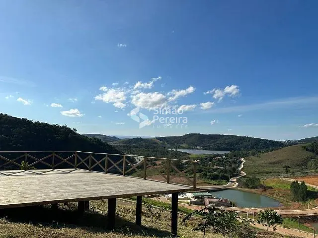 Terreno com 313m², à venda, no bairro Vina Del Mar em Juiz de Fora