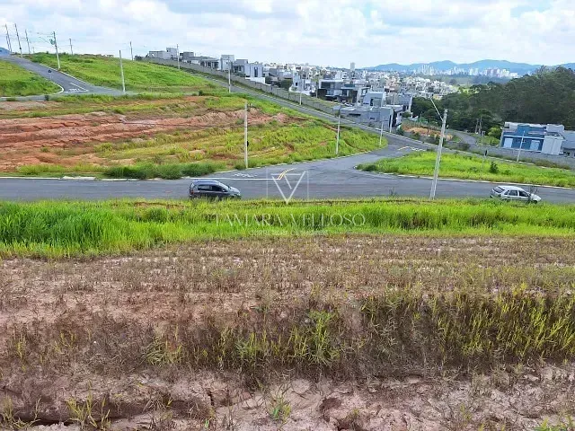 Terreno com 250m², à venda, no bairro Cézar de Souza em Mogi das Cruzes