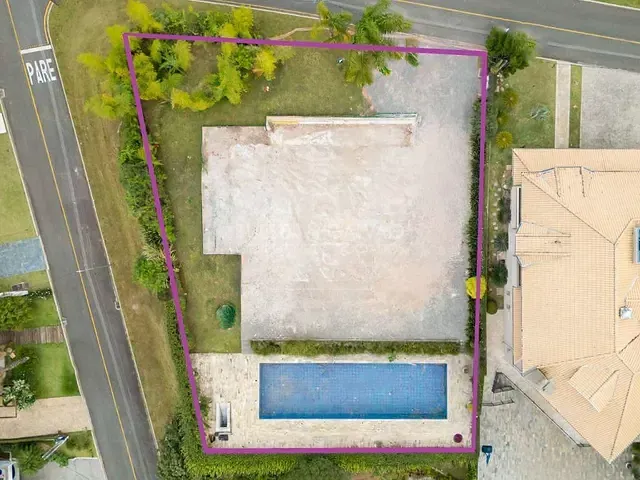 Terreno com 2m², à venda, no bairro São João em Curitiba
