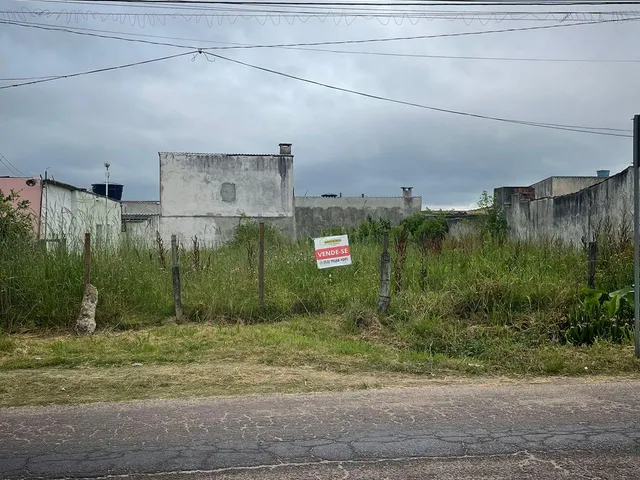 Terreno com 240m², à venda, no bairro Três Vendas em Pelotas