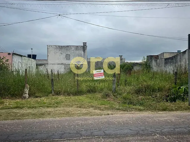 Terreno com 240m², à venda, no bairro Três Vendas em Pelotas