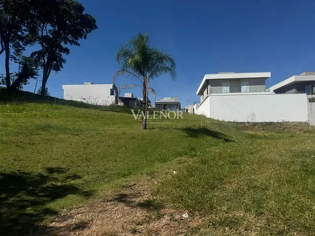 Terreno com 390m², à venda, no bairro Loteamento Brisas do Lago em Jundiaí