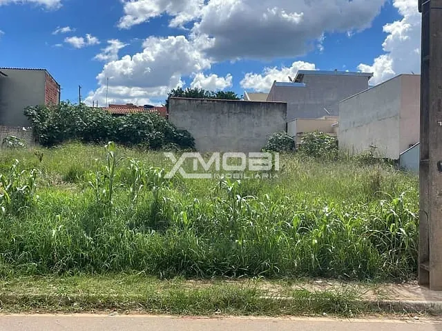 Terreno com 300m², à venda, no bairro Dos Ivo em Jarinu