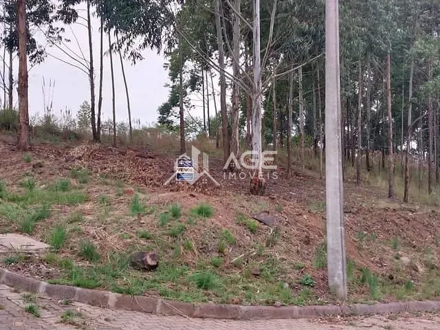 Terreno com 254m², à venda, no bairro Amizade em Erechim
