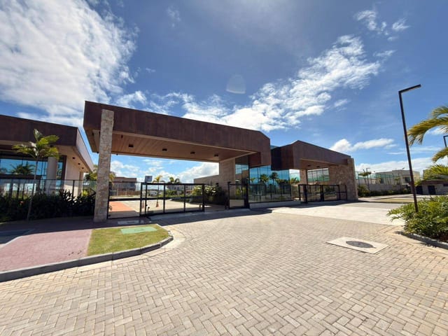 Terreno com 379m², à venda, no bairro Aruana em Aracaju
