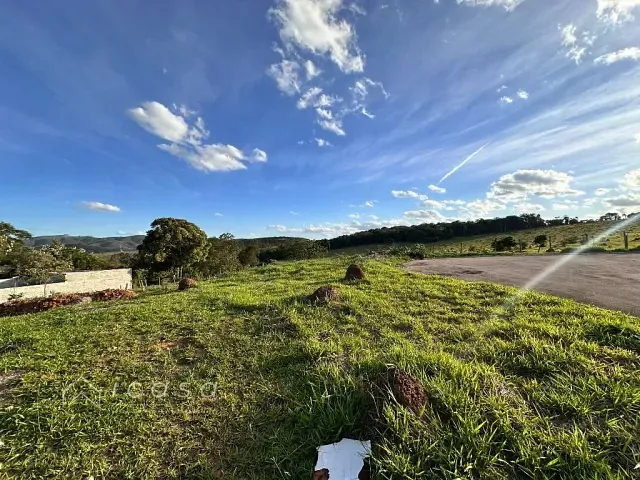 Terreno com 934m², à venda, no bairro Chácaras Pousada do Vale em São José dos Campos