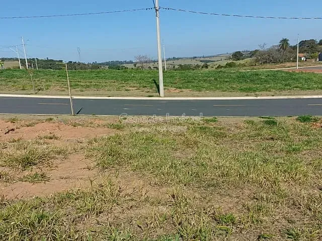 Terreno com 250m², à venda, no bairro Colinas do Castelo em Jaguariúna