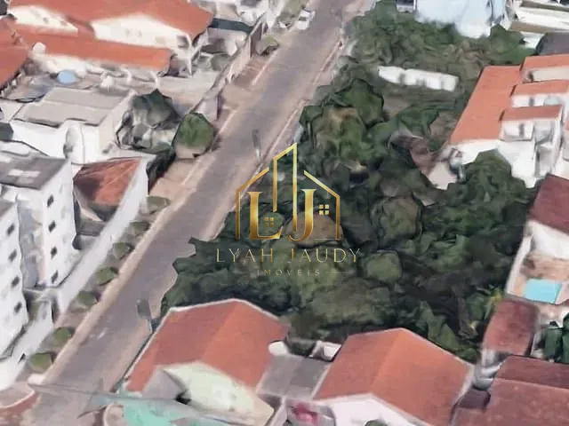Terreno com 900m², à venda, no bairro Jardim Califórnia em Cuiabá