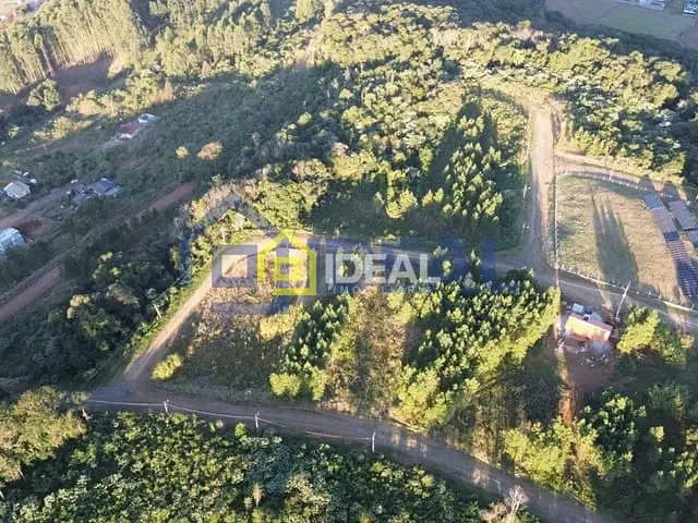 Terreno com 450m², à venda, no bairro São Cristóvão em Concórdia