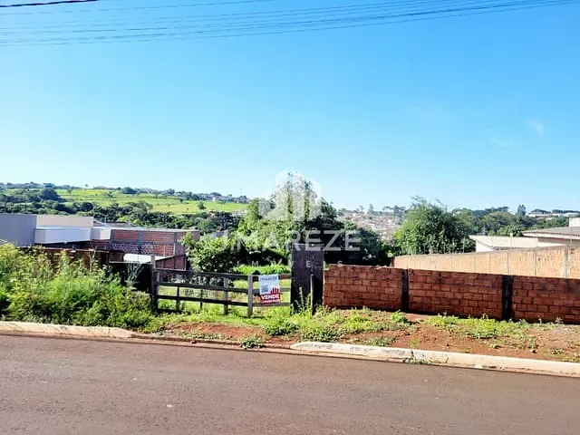 Terreno com 890m², à venda, no bairro Jardim Ponta Grossa em Apucarana