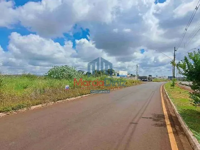 Terreno com 353m², à venda, no bairro Doutor Joaquim De Paula Ribeiro em Ituverava