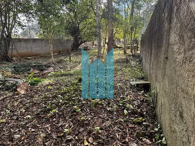 Terreno com 464m², à venda, no bairro Bortolan Sul em Poços de Caldas