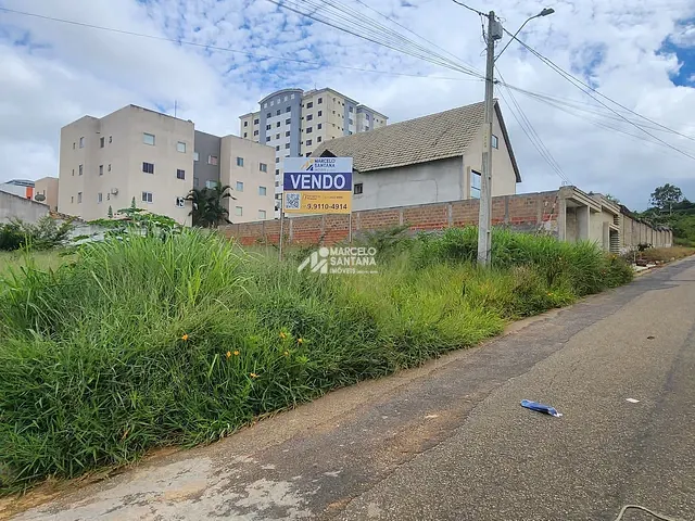 Terreno com 360m², à venda, no bairro Candeias em Vitória da Conquista