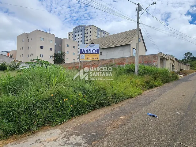 Terreno com 360m², à venda, no bairro Candeias em Vitória da Conquista