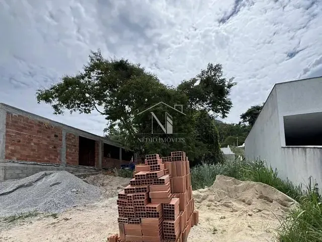 Terreno com 360m², à venda, no bairro Inoã (Inoã) em Maricá