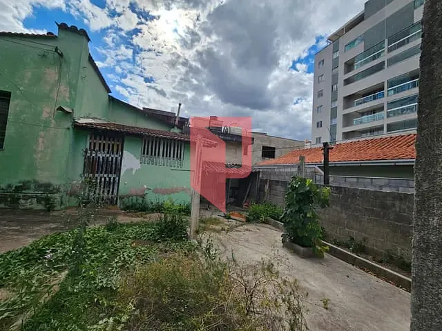 Terreno com 600m², à venda, no bairro Caiçaras em Belo Horizonte
