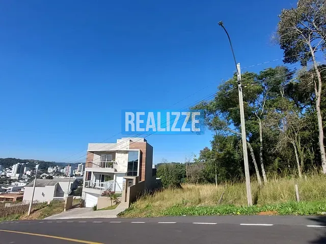 Terreno com 965m², à venda, no bairro Jardim América em Marau