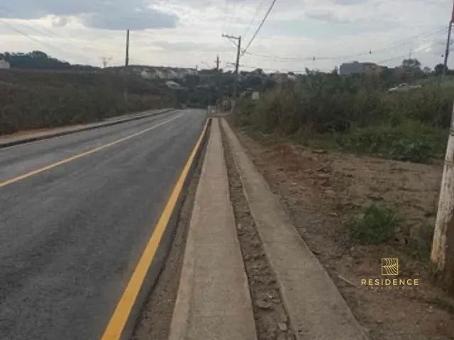 Terreno com 405m², à venda, no bairro Roma em Volta Redonda
