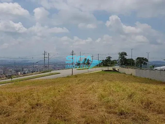 Terreno com 451m², à venda, no bairro Alto Do Ibirá em Pouso Alegre