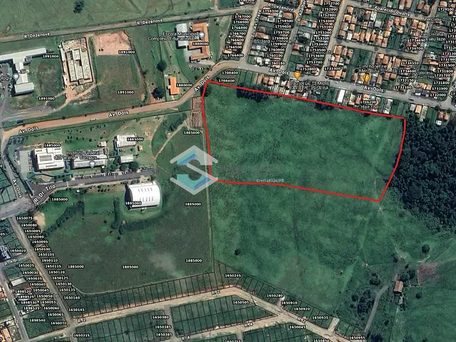 Terreno com 33634m², à venda, no bairro LOTEAMENTO NOVO em Jacarezinho