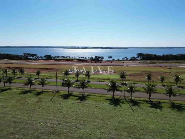 Terreno com 800m², à venda, no bairro Paranagi em Sertaneja