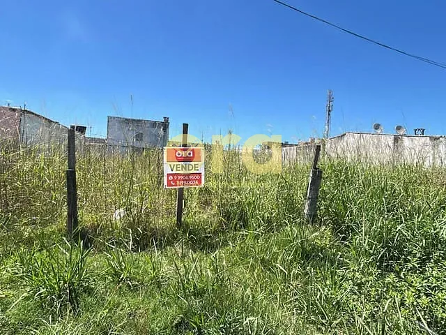 Terreno com 240m², à venda, no bairro Três Vendas em Pelotas